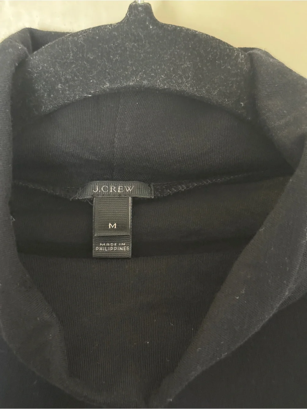 J.Crew Women’s lightweight cotton Long-Sleeve Turtleneck in black size M